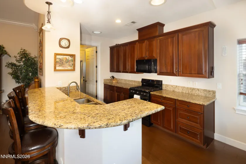 1202 Cottage, Gardnerville, Nevada 89460, 2 Bedrooms Bedrooms, ,2 BathroomsBathrooms,Residential,Residential,Cottage,260000810