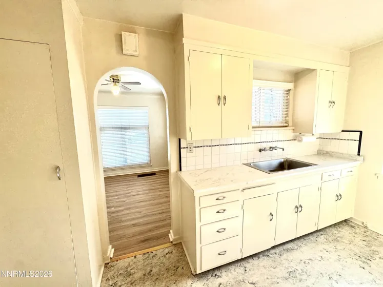 401 18th, Sparks, Nevada 89431, 2 Bedrooms Bedrooms, ,1 BathroomBathrooms,Residential,Residential,18th,260000818