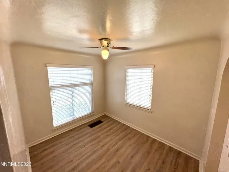 401 18th, Sparks, Nevada 89431, 2 Bedrooms Bedrooms, ,1 BathroomBathrooms,Residential,Residential,18th,260000818