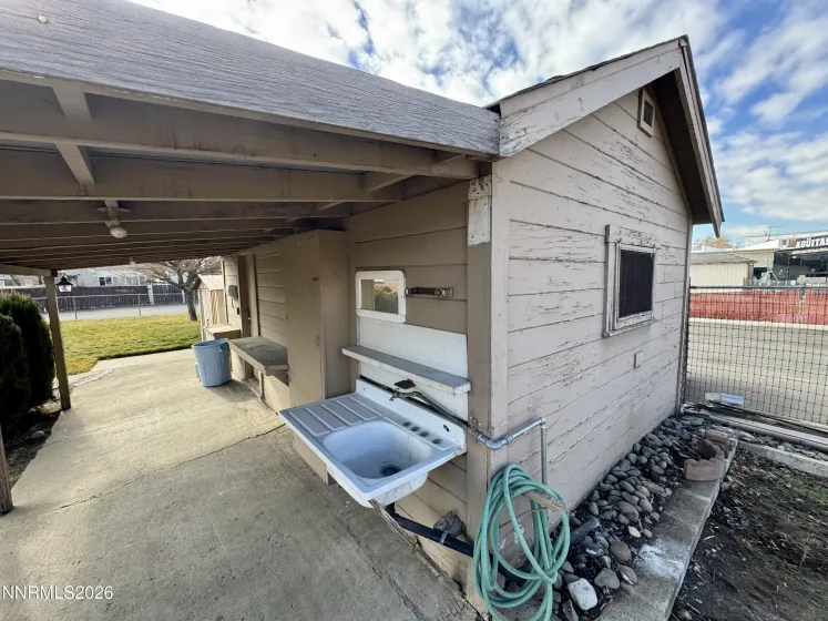 401 18th, Sparks, Nevada 89431, 2 Bedrooms Bedrooms, ,1 BathroomBathrooms,Residential,Residential,18th,260000818