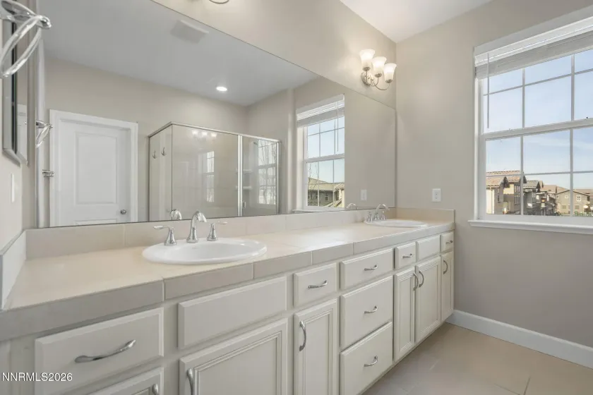 1860 Sea Horse, Reno, Nevada 89521, 3 Bedrooms Bedrooms, ,3 BathroomsBathrooms,Residential,Residential,Sea Horse,260000820