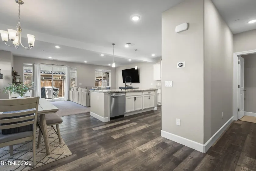 1860 Sea Horse, Reno, Nevada 89521, 3 Bedrooms Bedrooms, ,3 BathroomsBathrooms,Residential,Residential,Sea Horse,260000820