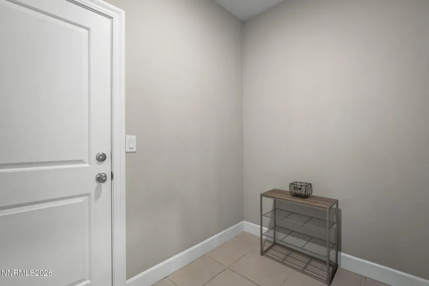 1860 Sea Horse, Reno, Nevada 89521, 3 Bedrooms Bedrooms, ,3 BathroomsBathrooms,Residential,Residential,Sea Horse,260000820