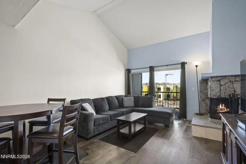 2555 Clear Acre, Reno, Nevada 89512, 1 Bedroom Bedrooms, ,1 BathroomBathrooms,Residential,Residential,Clear Acre,260000822