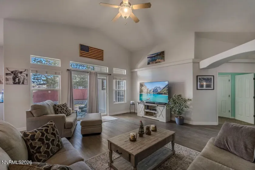 400 Dog Leg, Fernley, Nevada 89408, 3 Bedrooms Bedrooms, ,3 BathroomsBathrooms,Residential,Residential,Dog Leg,260000829