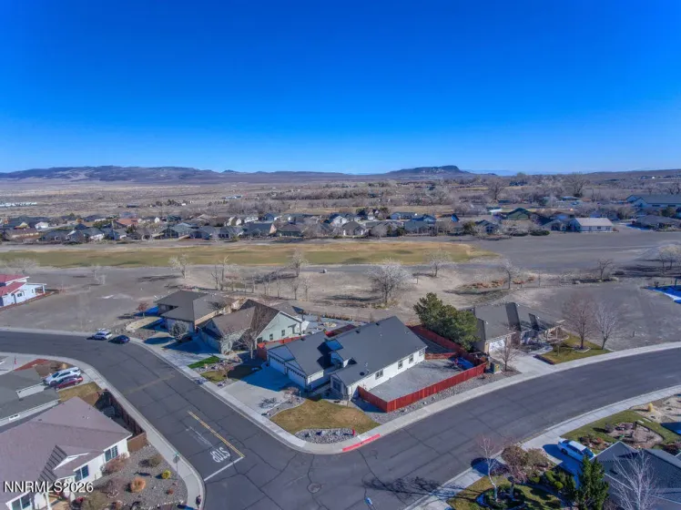 400 Dog Leg, Fernley, Nevada 89408, 3 Bedrooms Bedrooms, ,3 BathroomsBathrooms,Residential,Residential,Dog Leg,260000829