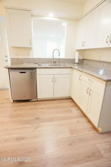 6793 Honeysuckle, Reno, Nevada 89506, 3 Bedrooms Bedrooms, ,2 BathroomsBathrooms,Residential,Residential,Honeysuckle,260000830