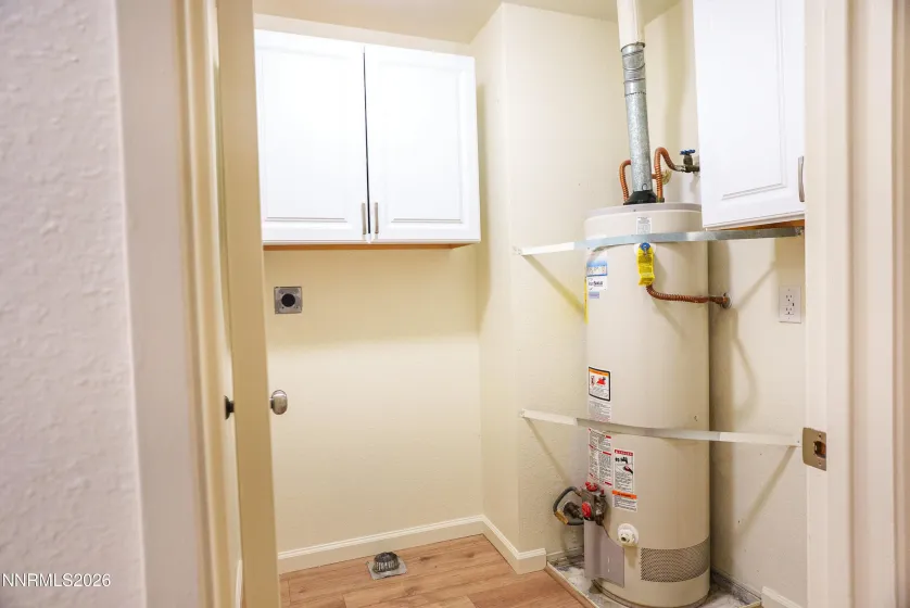 6793 Honeysuckle, Reno, Nevada 89506, 3 Bedrooms Bedrooms, ,2 BathroomsBathrooms,Residential,Residential,Honeysuckle,260000830