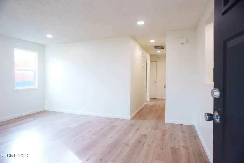 6793 Honeysuckle, Reno, Nevada 89506, 3 Bedrooms Bedrooms, ,2 BathroomsBathrooms,Residential,Residential,Honeysuckle,260000830