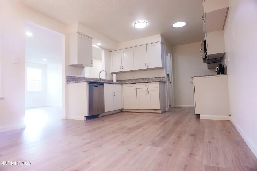 6793 Honeysuckle, Reno, Nevada 89506, 3 Bedrooms Bedrooms, ,2 BathroomsBathrooms,Residential,Residential,Honeysuckle,260000830