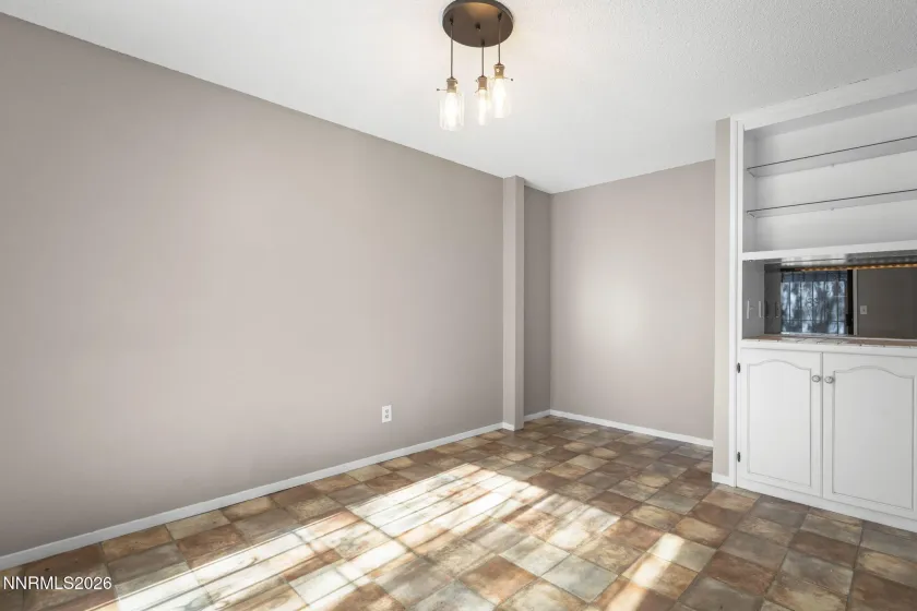 8670 Dixon, Reno, Nevada 89511, 3 Bedrooms Bedrooms, ,2 BathroomsBathrooms,Residential,Residential,Dixon,260000840