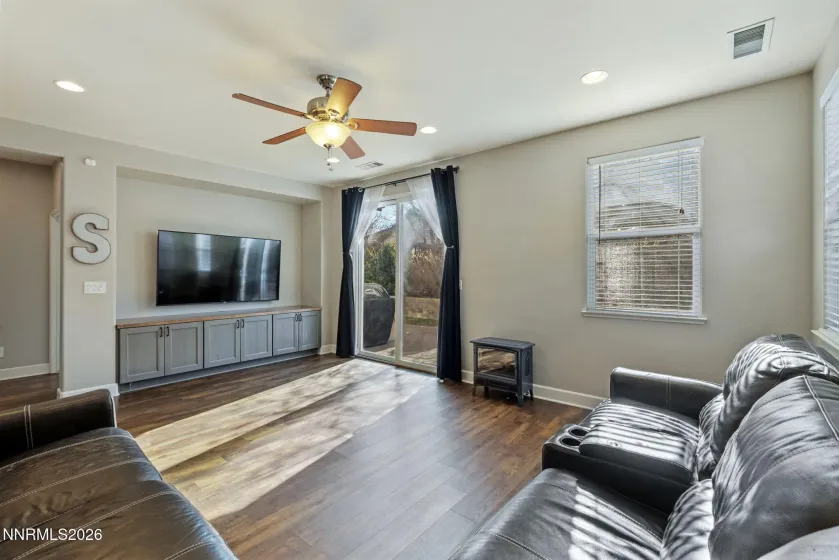 540 Terracina, Reno, Nevada 89521, 4 Bedrooms Bedrooms, ,2 BathroomsBathrooms,Residential,Residential,Terracina,260000839