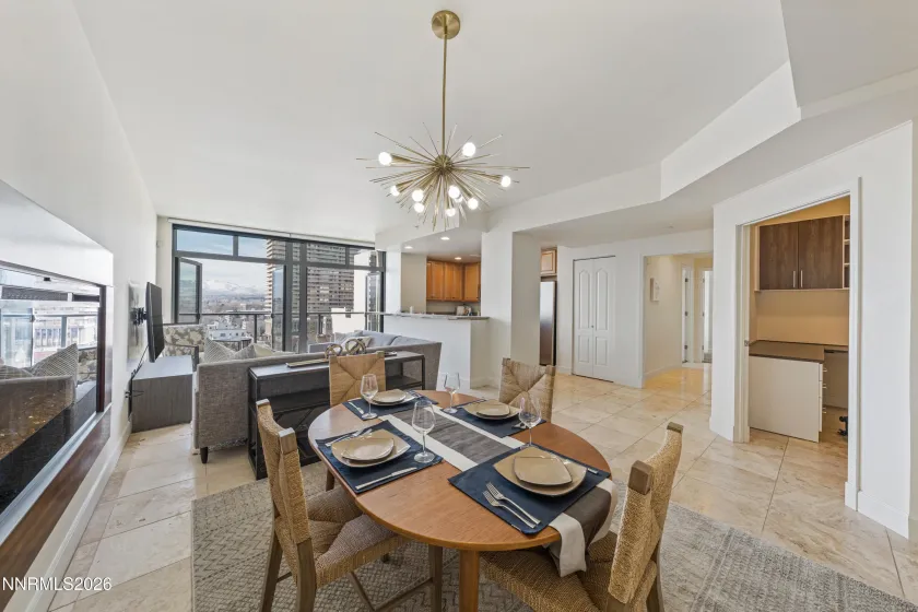 50 Sierra, Reno, Nevada 89501, 2 Bedrooms Bedrooms, ,2 BathroomsBathrooms,Residential,Residential,Sierra,260000842