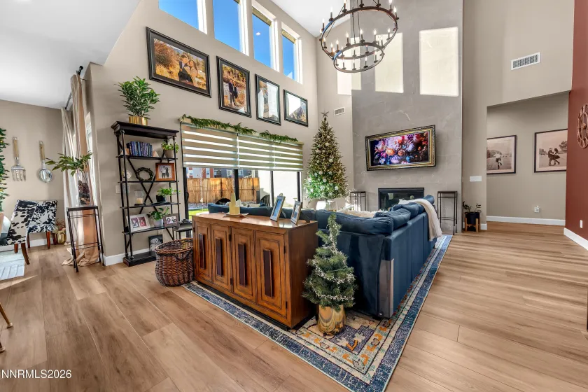 7637 Calypso, Sparks, Nevada 89436, 5 Bedrooms Bedrooms, ,4 BathroomsBathrooms,Residential,Residential,Calypso,260000844