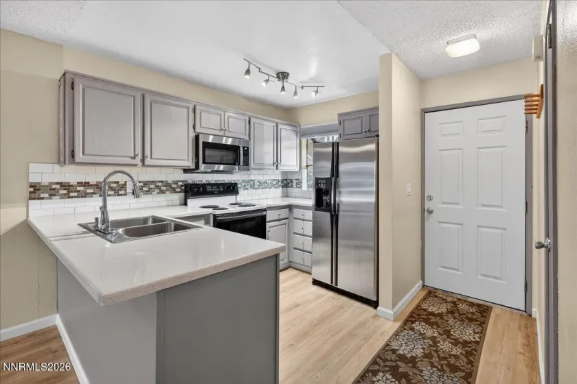 2981 Tierra Verde E, Reno, Nevada 89512, 2 Bedrooms Bedrooms, ,2 BathroomsBathrooms,Residential,Residential,Tierra Verde E,260000849