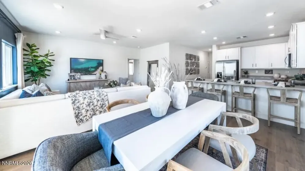 497 Radiant, Carson City, Nevada 89705, 4 Bedrooms Bedrooms, ,2 BathroomsBathrooms,Residential,Residential,Radiant,260000850