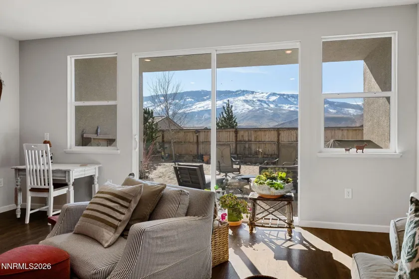 8310 Endsley, Reno, Nevada 89523, 4 Bedrooms Bedrooms, ,3 BathroomsBathrooms,Residential,Residential,Endsley,260000860