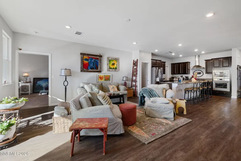 8310 Endsley, Reno, Nevada 89523, 4 Bedrooms Bedrooms, ,3 BathroomsBathrooms,Residential,Residential,Endsley,260000860