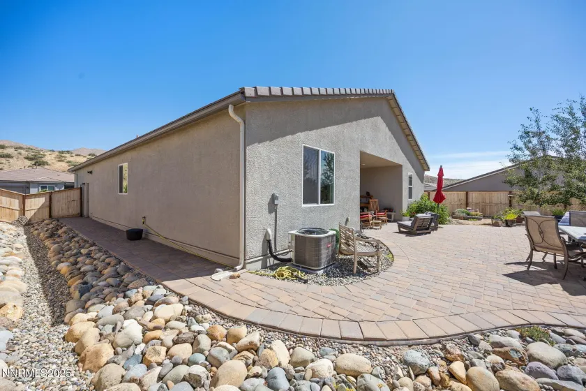 8310 Endsley, Reno, Nevada 89523, 4 Bedrooms Bedrooms, ,3 BathroomsBathrooms,Residential,Residential,Endsley,260000860