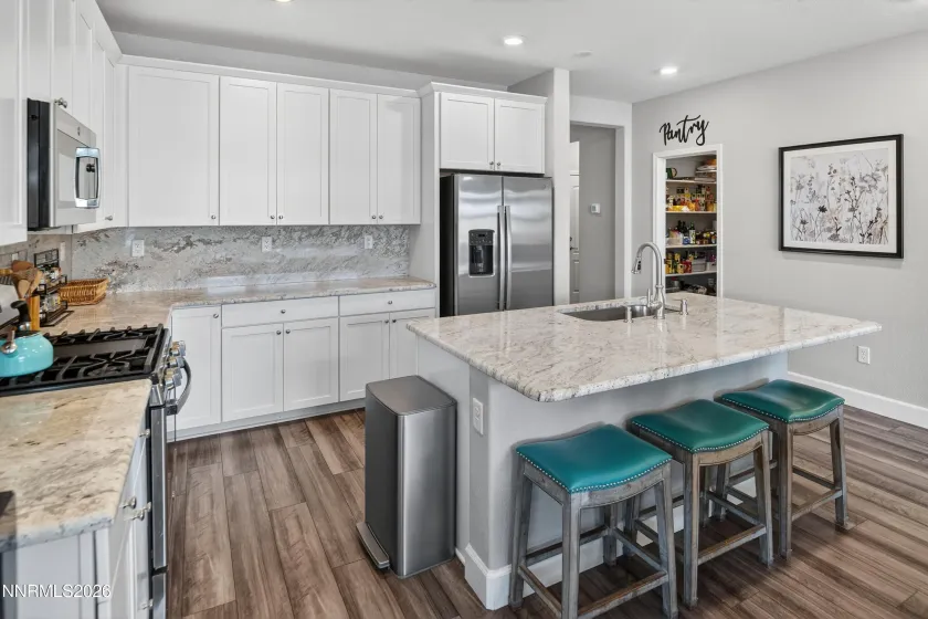 6047 Red Stable, Sparks, Nevada 89436, 3 Bedrooms Bedrooms, ,2 BathroomsBathrooms,Residential,Residential,Red Stable,260000861