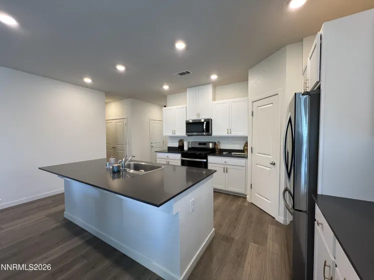 1018 Brierwood, Fernley, Nevada 89408, 4 Bedrooms Bedrooms, ,2 BathroomsBathrooms,Residential,Residential,Brierwood,260000864