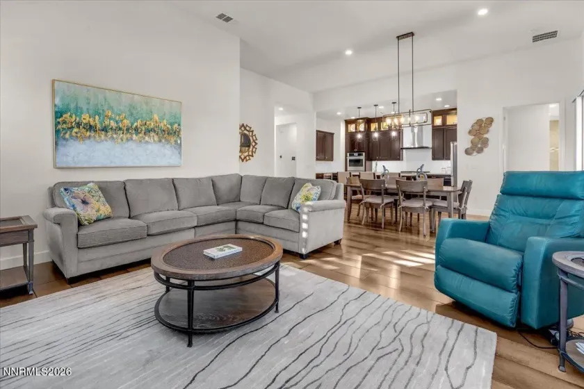 5428 Phillipa, Reno, Nevada 89511, 2 Bedrooms Bedrooms, ,3 BathroomsBathrooms,Residential,Residential,Phillipa,260000865