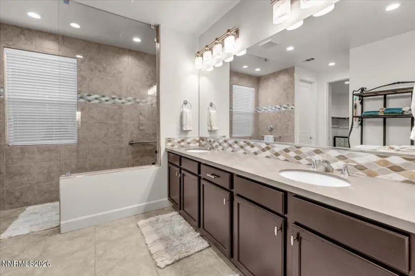 5428 Phillipa, Reno, Nevada 89511, 2 Bedrooms Bedrooms, ,3 BathroomsBathrooms,Residential,Residential,Phillipa,260000865