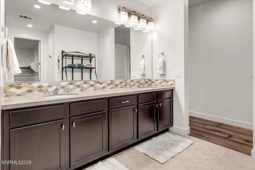 5428 Phillipa, Reno, Nevada 89511, 2 Bedrooms Bedrooms, ,3 BathroomsBathrooms,Residential,Residential,Phillipa,260000865