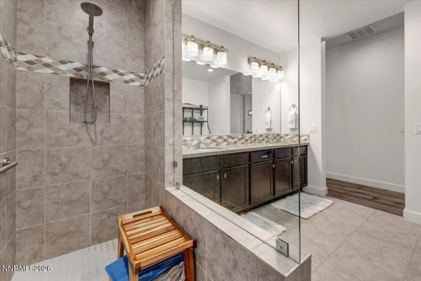 5428 Phillipa, Reno, Nevada 89511, 2 Bedrooms Bedrooms, ,3 BathroomsBathrooms,Residential,Residential,Phillipa,260000865