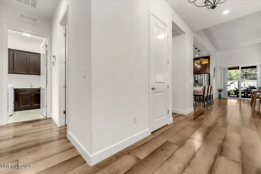 5428 Phillipa, Reno, Nevada 89511, 2 Bedrooms Bedrooms, ,3 BathroomsBathrooms,Residential,Residential,Phillipa,260000865