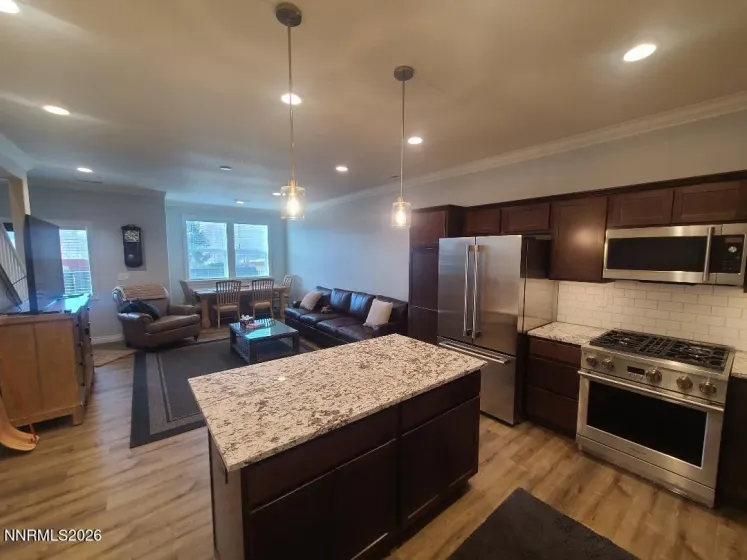 18671 Village Center, Reno, Nevada 89508, 2 Bedrooms Bedrooms, ,3 BathroomsBathrooms,Residential,Residential,Village Center,260000866