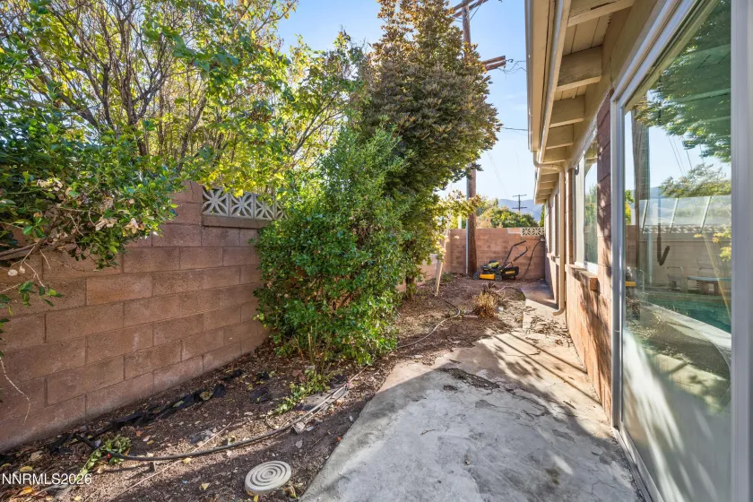 601 Ivy, Carson City, Nevada 89703, 4 Bedrooms Bedrooms, ,2 BathroomsBathrooms,Residential,Residential,Ivy,260000869