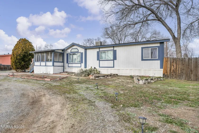 5556 Mark, Sun Valley, Nevada 89433, 4 Bedrooms Bedrooms, ,2 BathroomsBathrooms,Residential,Residential,Mark,260000871