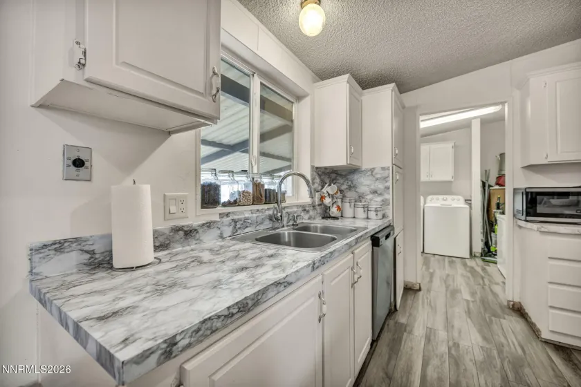 5556 Mark, Sun Valley, Nevada 89433, 4 Bedrooms Bedrooms, ,2 BathroomsBathrooms,Residential,Residential,Mark,260000871