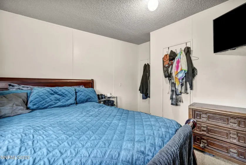 5556 Mark, Sun Valley, Nevada 89433, 4 Bedrooms Bedrooms, ,2 BathroomsBathrooms,Residential,Residential,Mark,260000871