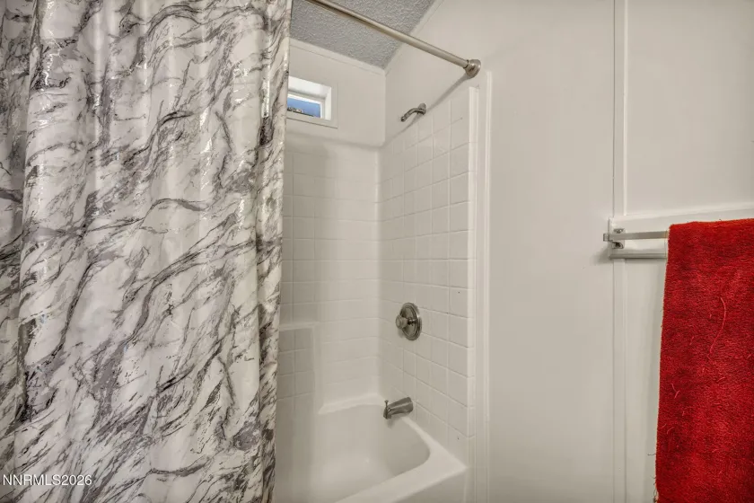 5556 Mark, Sun Valley, Nevada 89433, 4 Bedrooms Bedrooms, ,2 BathroomsBathrooms,Residential,Residential,Mark,260000871