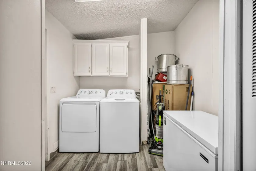 5556 Mark, Sun Valley, Nevada 89433, 4 Bedrooms Bedrooms, ,2 BathroomsBathrooms,Residential,Residential,Mark,260000871