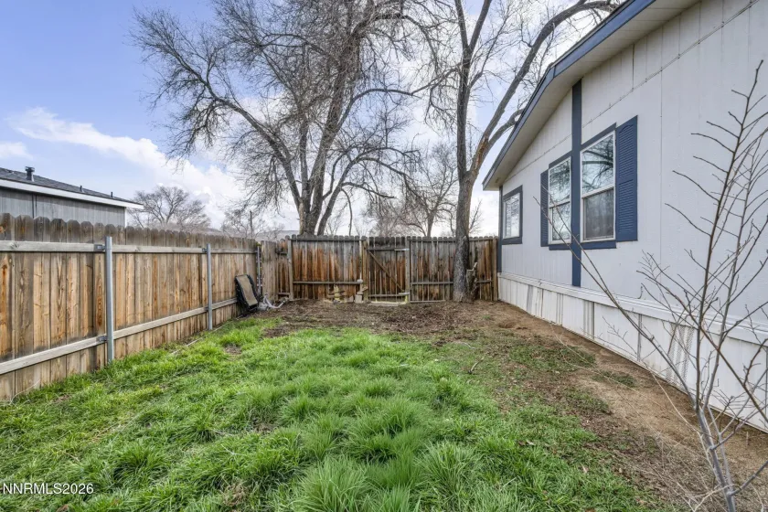 5556 Mark, Sun Valley, Nevada 89433, 4 Bedrooms Bedrooms, ,2 BathroomsBathrooms,Residential,Residential,Mark,260000871