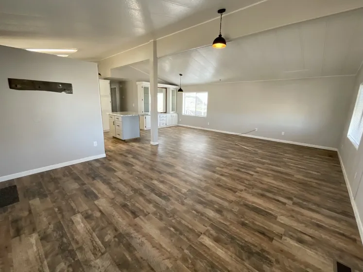 320 Brownlee Ln, Sun Valley, Nevada 89433, 2 Bedrooms Bedrooms, 10 Rooms Rooms,2 BathroomsBathrooms,Manufactured,Residential,Brownlee,260000872