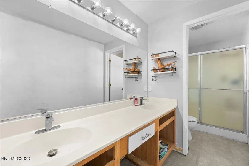 3090 Myles, Sparks, Nevada 89434, 4 Bedrooms Bedrooms, ,3 BathroomsBathrooms,Residential,Residential,Myles,260000873