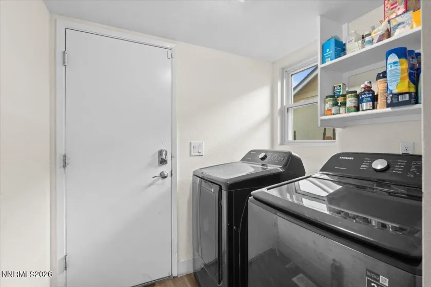 3090 Myles, Sparks, Nevada 89434, 4 Bedrooms Bedrooms, ,3 BathroomsBathrooms,Residential,Residential,Myles,260000873