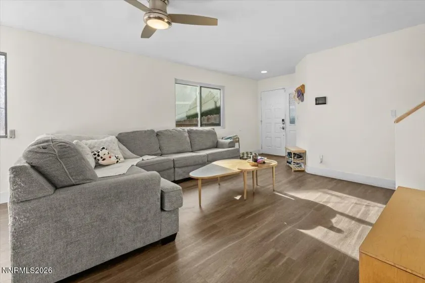 3090 Myles, Sparks, Nevada 89434, 4 Bedrooms Bedrooms, ,3 BathroomsBathrooms,Residential,Residential,Myles,260000873