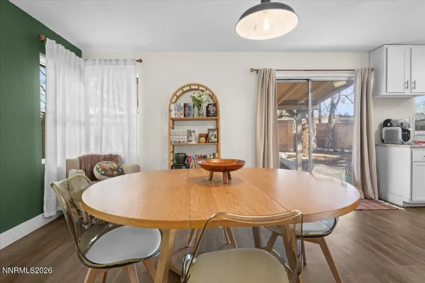 3090 Myles, Sparks, Nevada 89434, 4 Bedrooms Bedrooms, ,3 BathroomsBathrooms,Residential,Residential,Myles,260000873