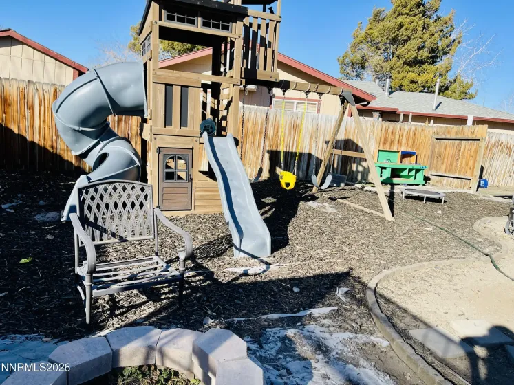 334 Kay, Yerington, Nevada 89447, 3 Bedrooms Bedrooms, ,2 BathroomsBathrooms,Residential,Residential,Kay,260000874