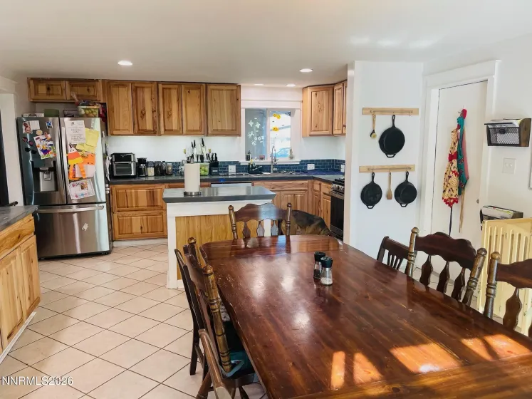 334 Kay, Yerington, Nevada 89447, 3 Bedrooms Bedrooms, ,2 BathroomsBathrooms,Residential,Residential,Kay,260000874