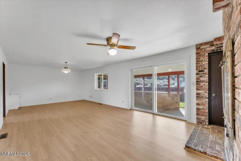 1220 Mineral Flat, Reno, Nevada 89506, 3 Bedrooms Bedrooms, ,3 BathroomsBathrooms,Residential,Residential,Mineral Flat,260000875