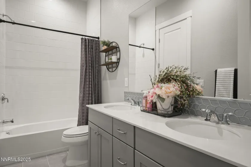 2904 Amethyst Hills, Reno, Nevada 89521, 3 Bedrooms Bedrooms, ,3 BathroomsBathrooms,Residential,Residential,Amethyst Hills,250053072