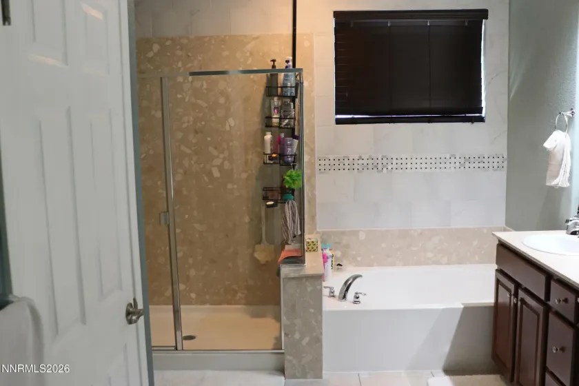 10843 Pebble Hill, Reno, Nevada 89521, 4 Bedrooms Bedrooms, ,4 BathroomsBathrooms,Residential,Residential,Pebble Hill,260000877