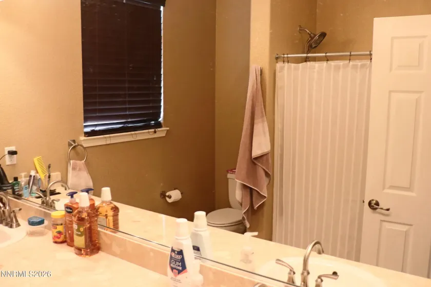 10843 Pebble Hill, Reno, Nevada 89521, 4 Bedrooms Bedrooms, ,4 BathroomsBathrooms,Residential,Residential,Pebble Hill,260000877