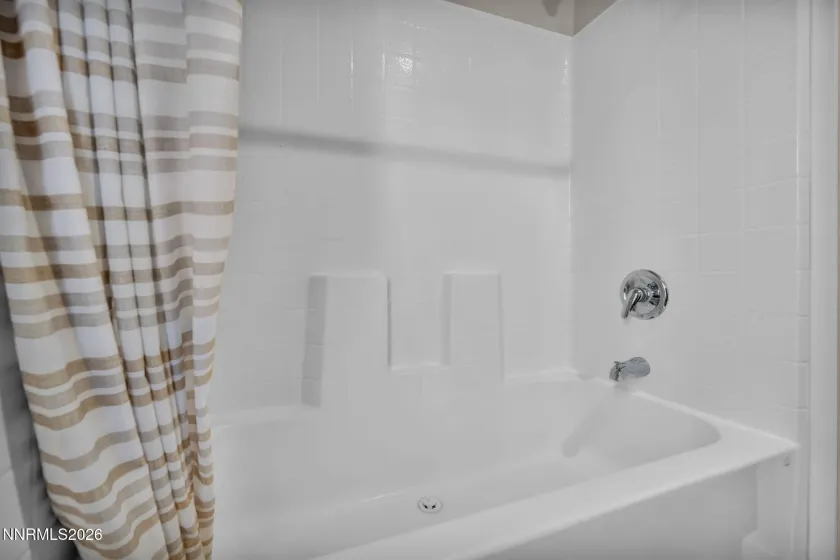 1495 Lake, Silver Springs, Nevada 89429, 3 Bedrooms Bedrooms, ,2 BathroomsBathrooms,Residential,Residential,Lake,260000878